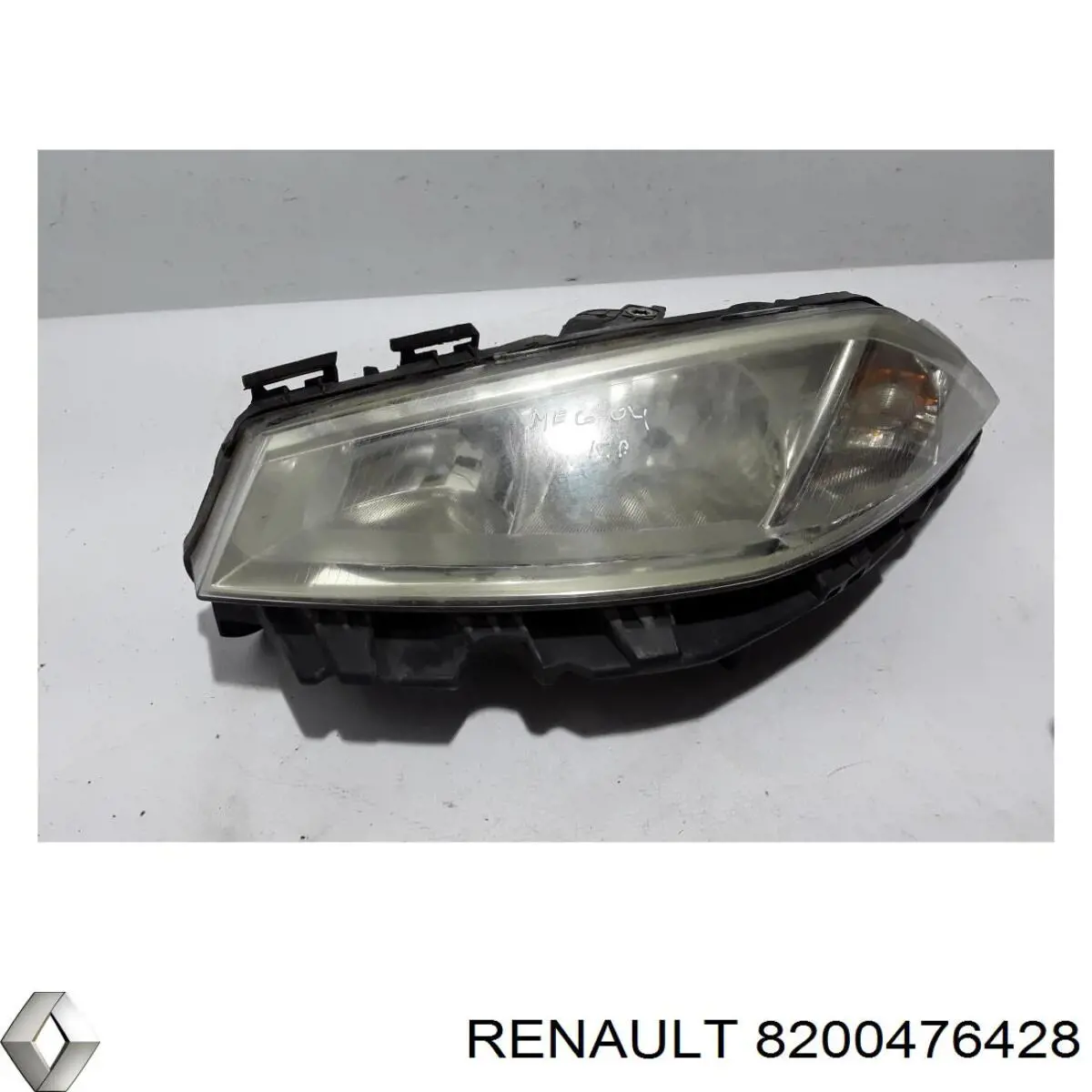 8200476428 Renault (RVI) фара ліва