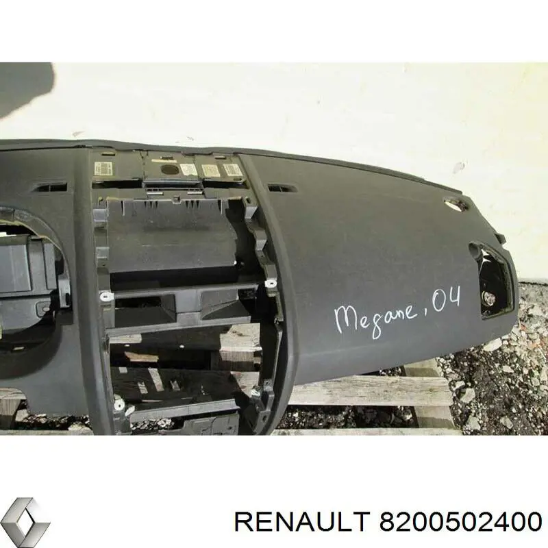 Купити 8200502400 Renault (RVI) Приладова панель