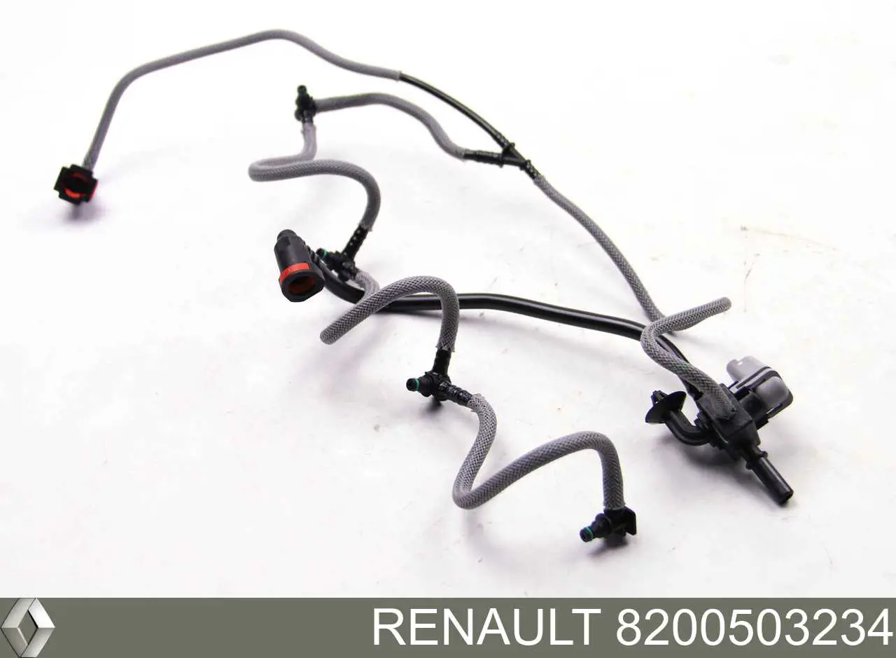 Купити 8200739701 Renault (RVI) Трубка паливна, зворотня від форсунок