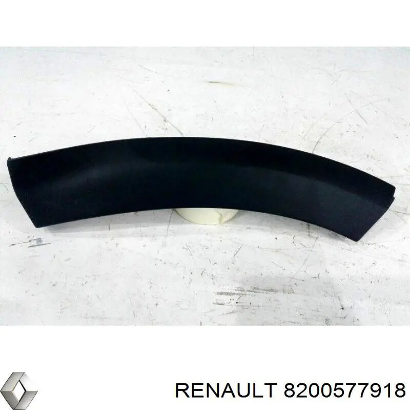 8200577918 Renault (RVI) Ікло заднього бампера праве