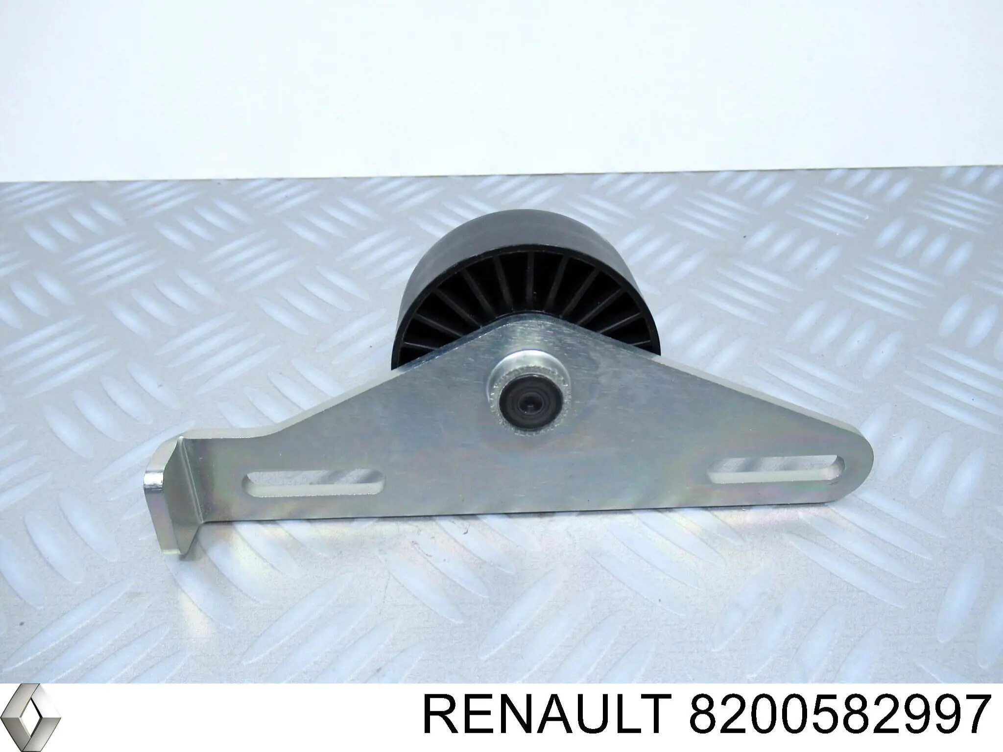 8200582997 Renault (RVI) Натяжна планка поліклинового ременя