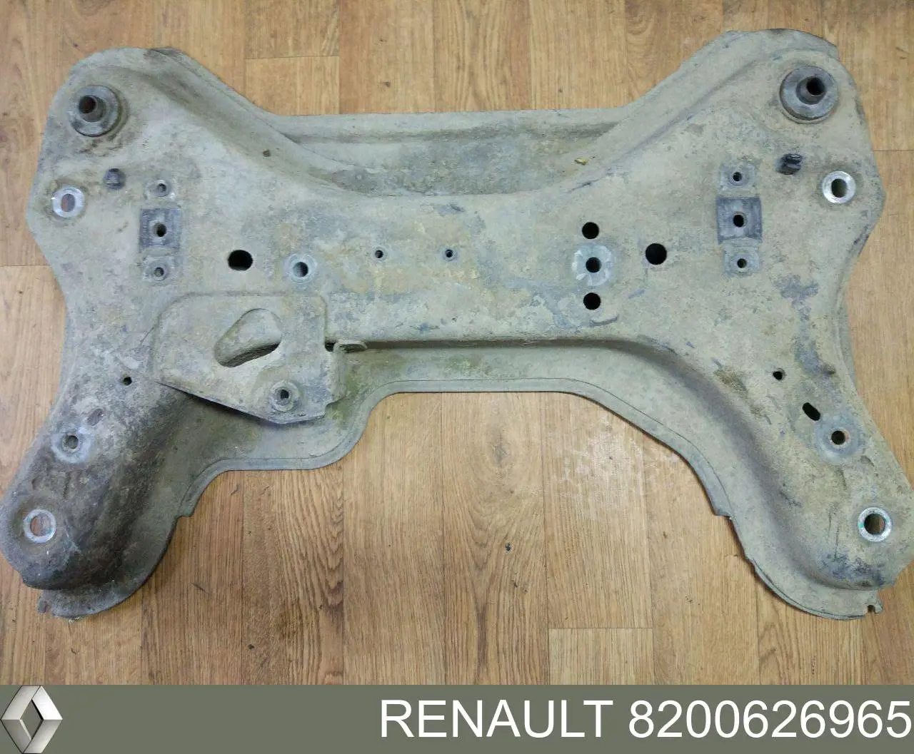 Сайлентблок передній балки/підрамника 8200626965 Renault (RVI)
