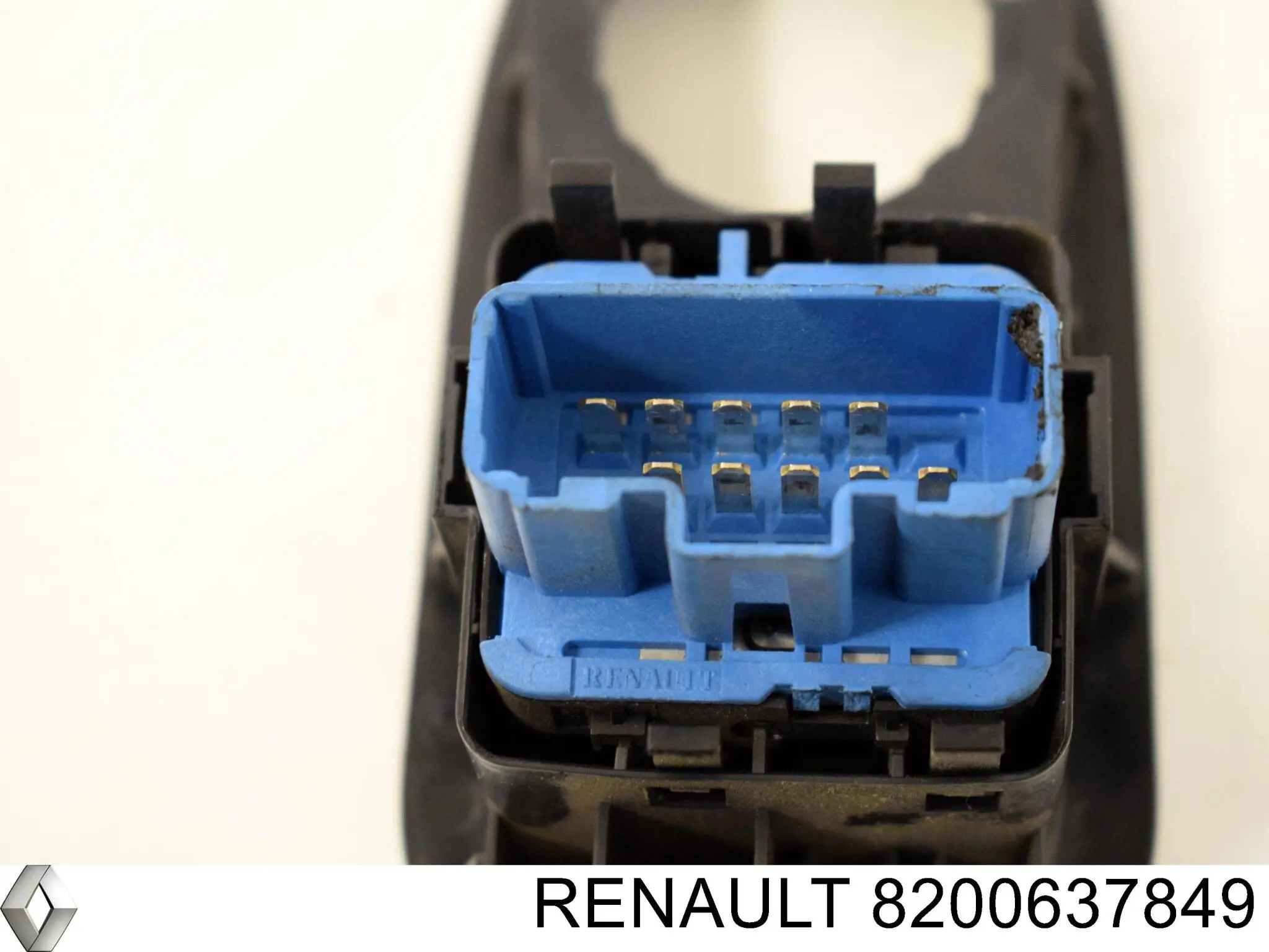 Панель-накладка блока керування склопідйомника, передня ліва Renault Kangoo 2 (KW01) (Рено Канго)