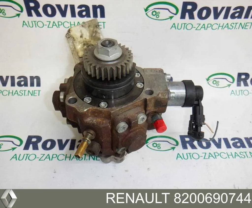 Насос паливний високого тиску Renault (RVI) 8200690744 ціна, від 81.08 USD