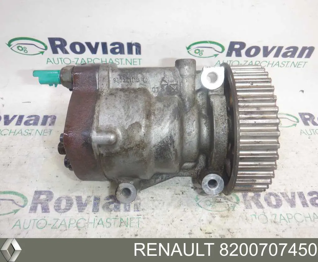 Паливний насос високого тиску 8200707450 Renault (RVI)
