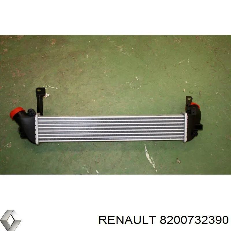 Купити 8200732390 Renault (RVI) Радіатор интеркуллера