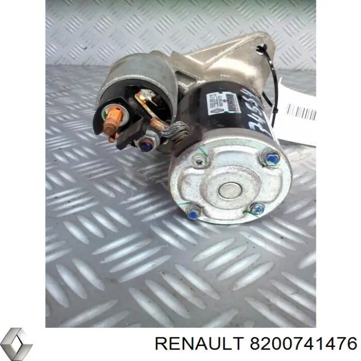 Купити 8200741476 Renault (RVI) Стартер