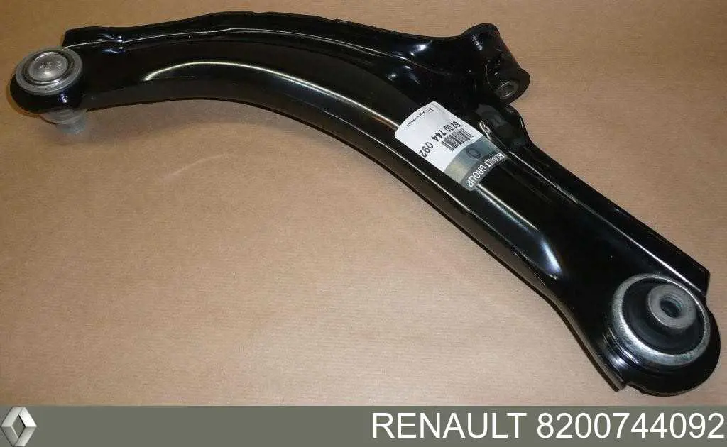 Важіль передньої підвіски нижній, правий Renault (RVI) 8200744092 ціна, від 26.99 USD