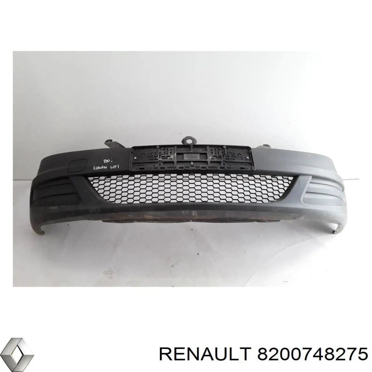 Купити 8200748275 Renault (RVI) Буфер (бампер) передній