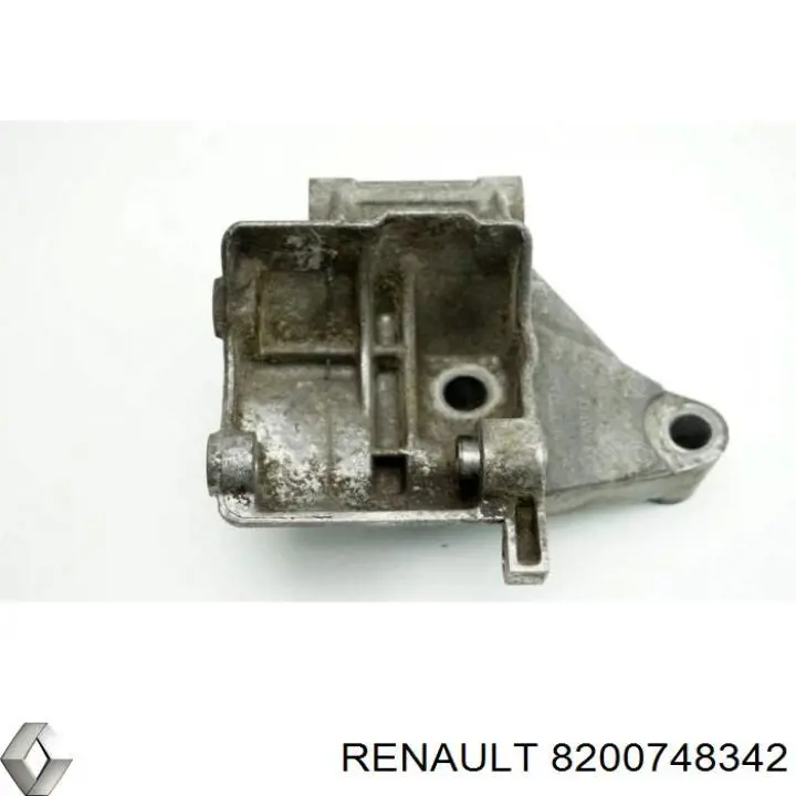 Кронштейн генератора (натяжний) Renault (RVI) 8200748342 ціна, від 15.39 USD