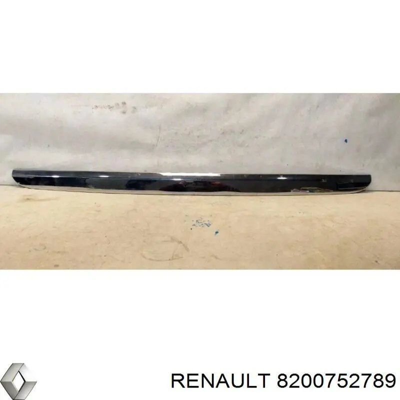 8200752789 Renault (RVI) Молдинг кришки багажника