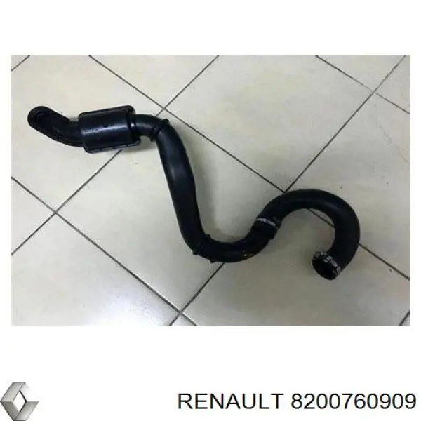 Купити 8200760909 Renault (RVI) Шланг/патрубок интеркуллера