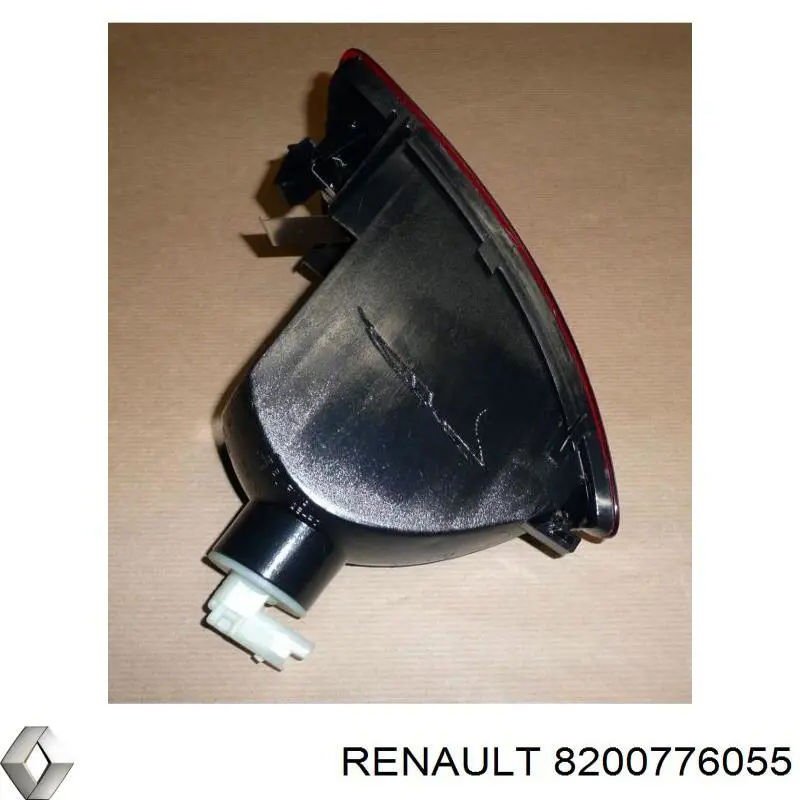 8200776055 Renault (RVI) Ліхтар заднього бампера, лівий