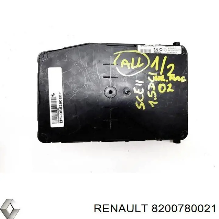 Блок запобіжників 8200780021 Renault (RVI)