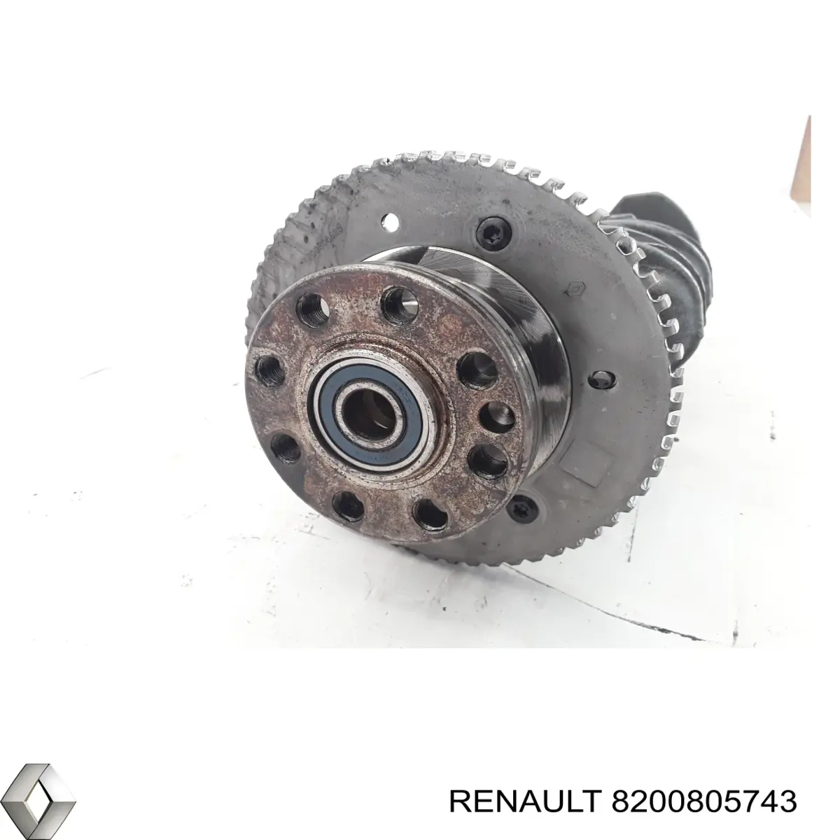 Колінвал двигуна 8200805743 Renault (RVI)