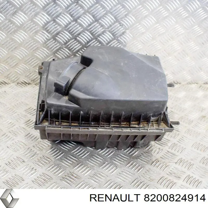 Корпус повітряного фільтра Renault (RVI) 8200824914 ціна, від 72.53 USD