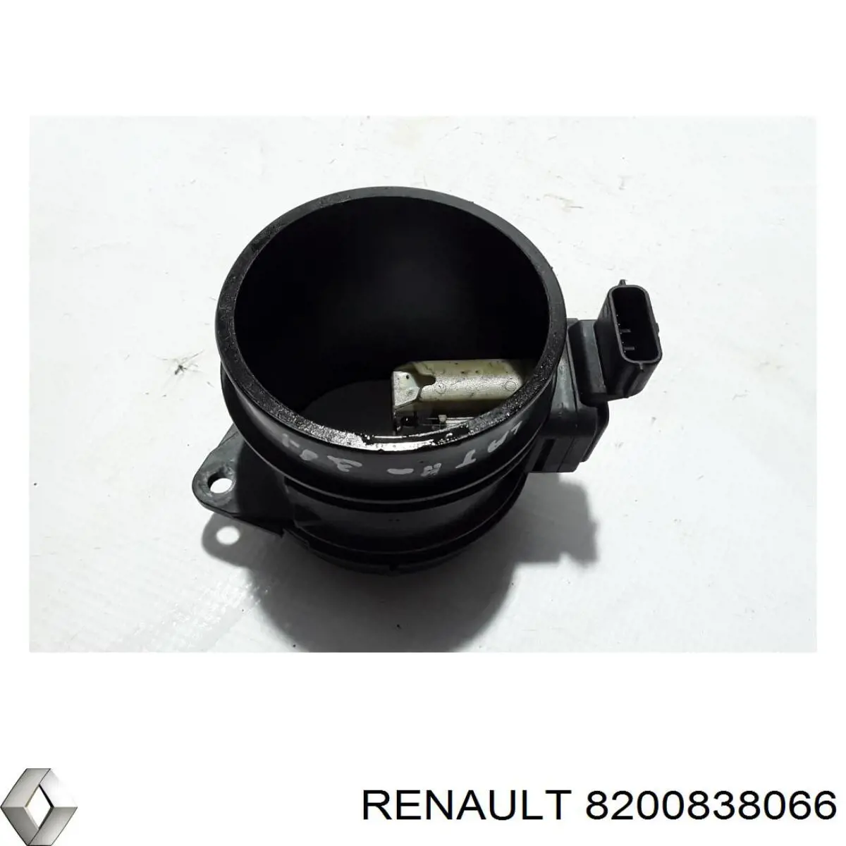 Купити 8200838066 Renault (RVI) Повітромір