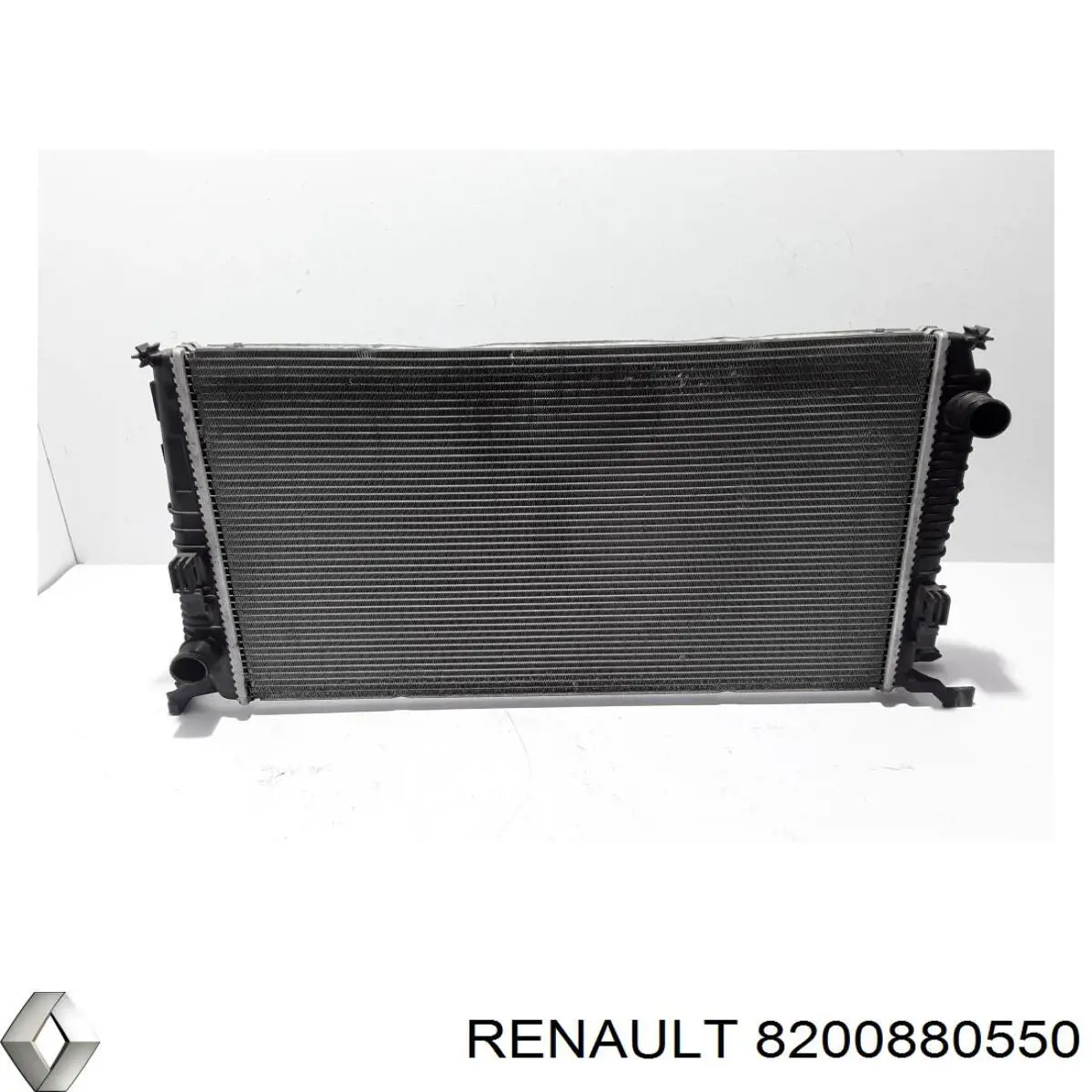 Купити 8200880550 Renault (RVI) Радіатор двигуна