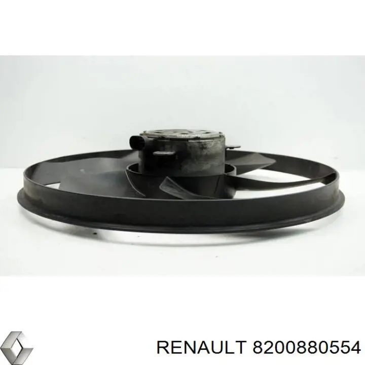 8200880554 Renault (RVI) Дифузор радіатора охолодження, в зборі з мотором і крильчаткою
