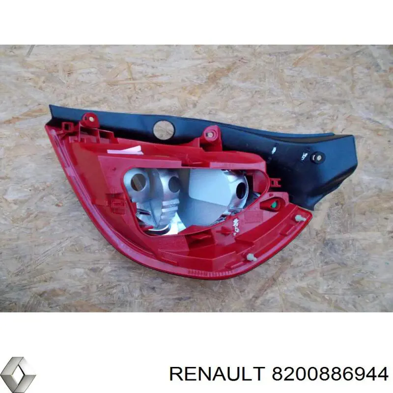 Купити 8200886944 Renault (RVI) Лівий стоп