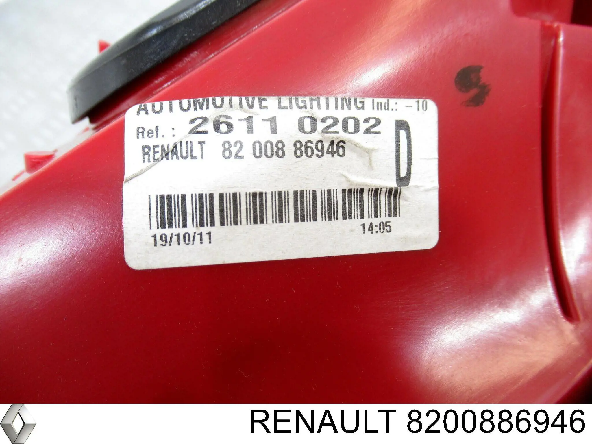 Купити 8200886946 Renault (RVI) Задня права фара