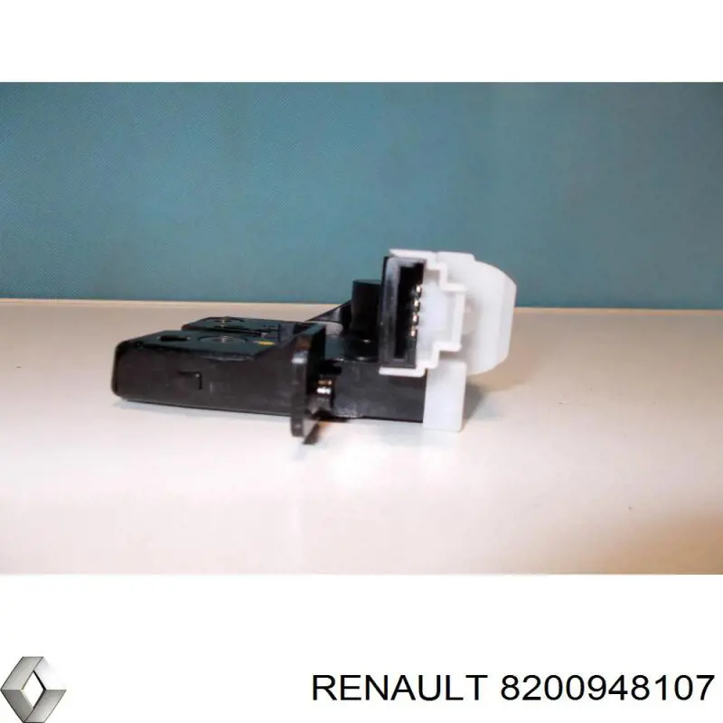 Купити 8200948107 Renault (RVI) Замок 3/5-х дверей, задній