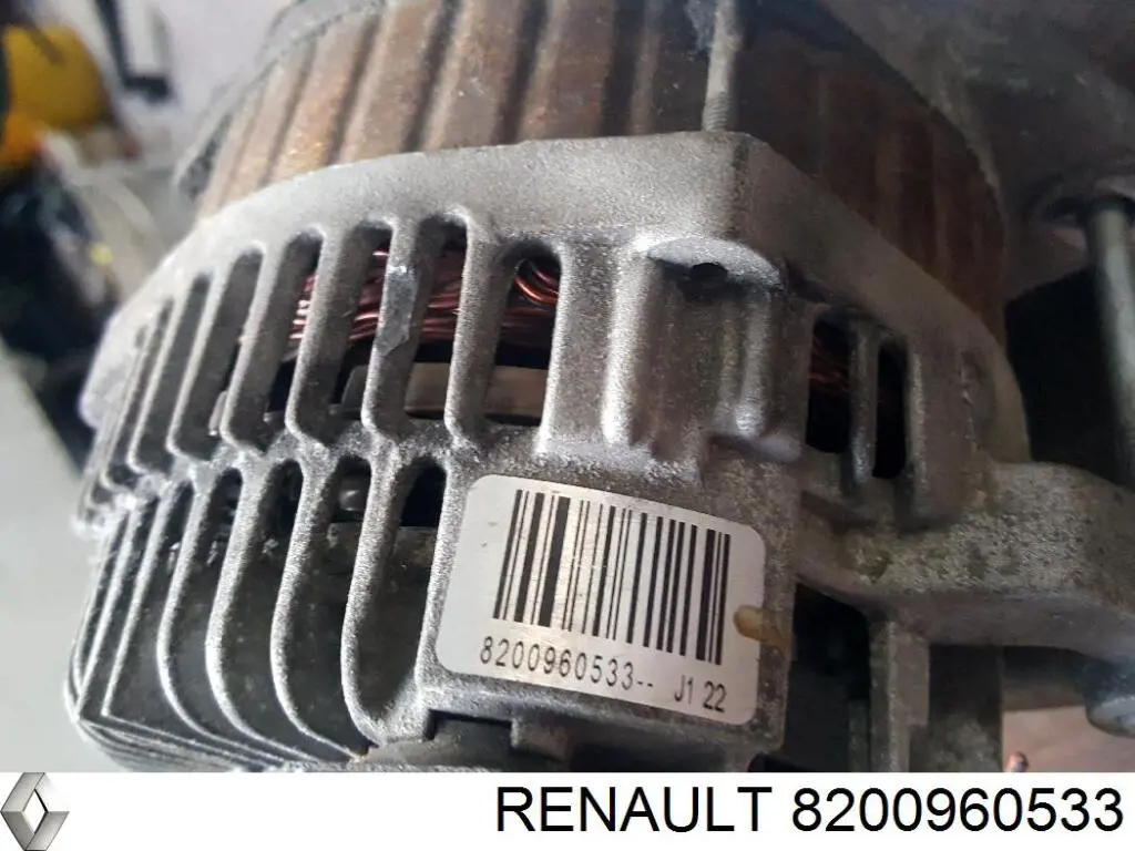 Купити 8200960533 Renault (RVI) Генератор