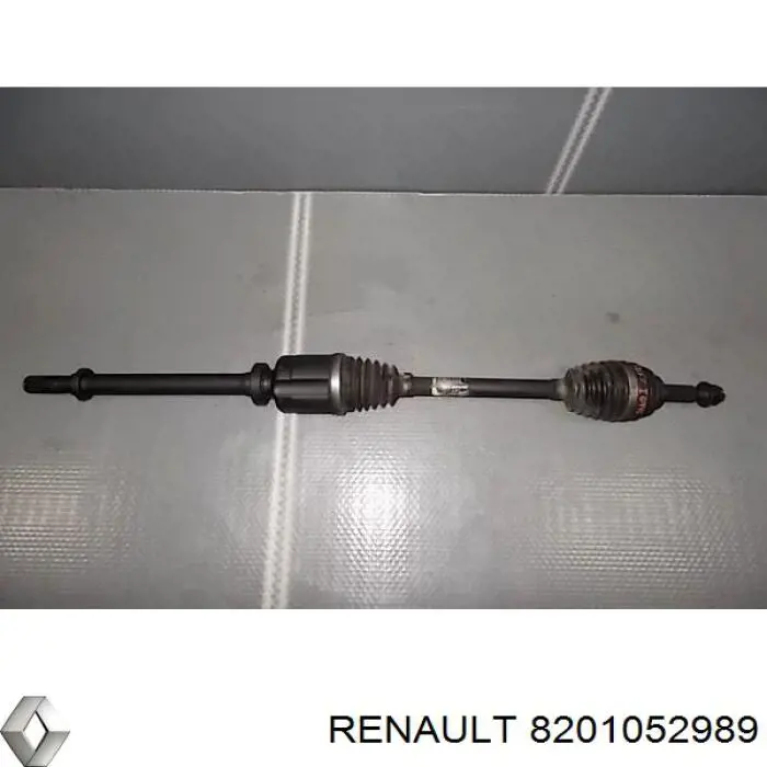 Купити 8201052989 Renault (RVI) Піввісь права