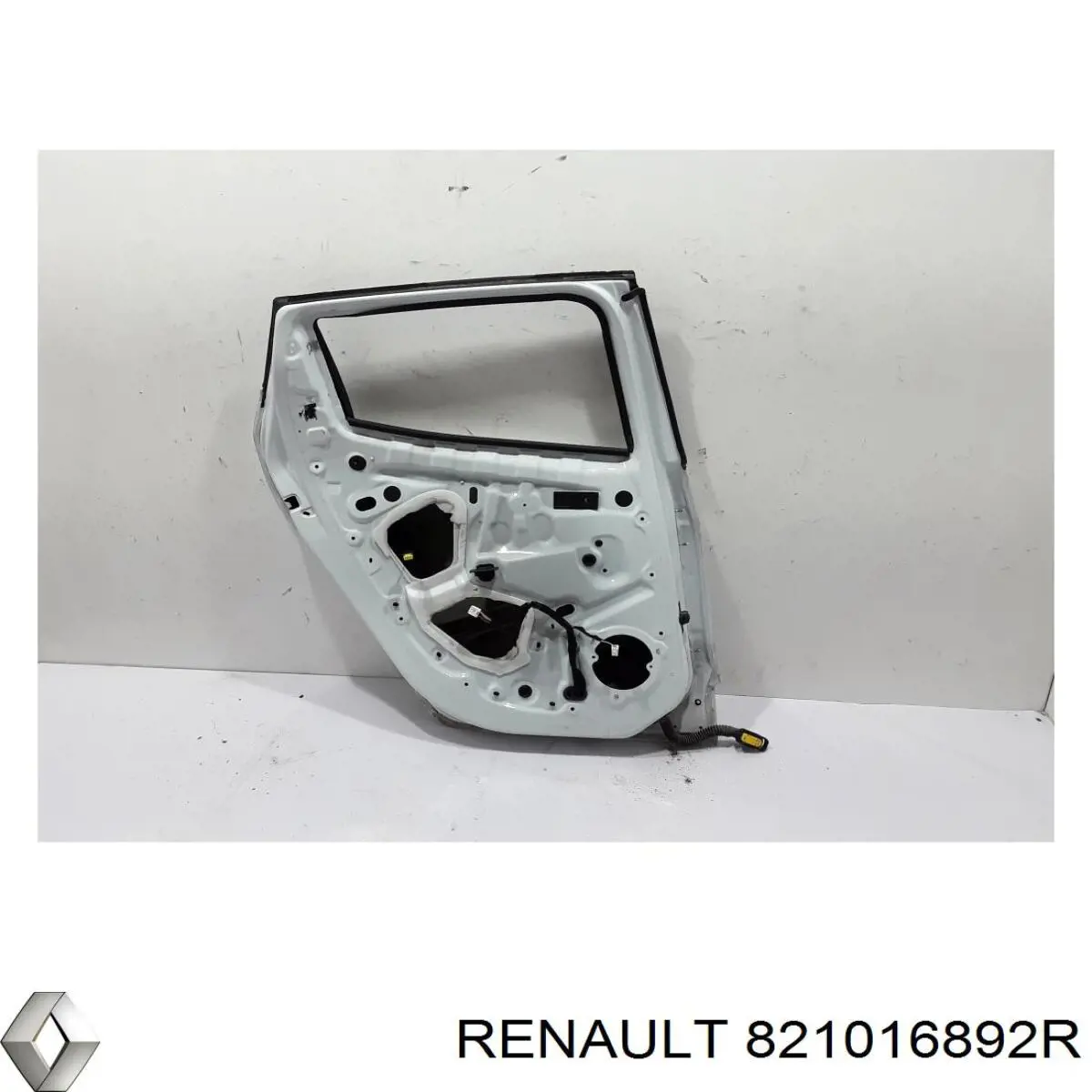 Купити 821016892R Renault (RVI) Двері задні, ліві