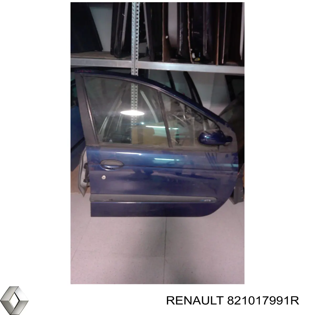 Купити 821017991R Renault (RVI) Двері задні, ліві