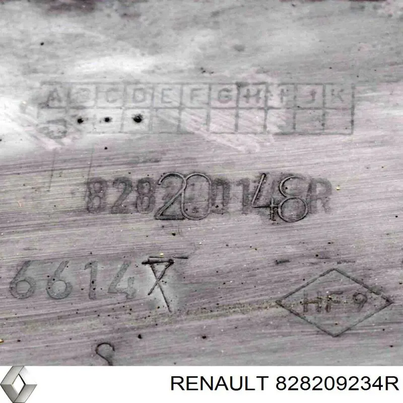 Молдинг бічний (зсувний) двері Renault (RVI) 828209234R ціна, від 33.82 USD