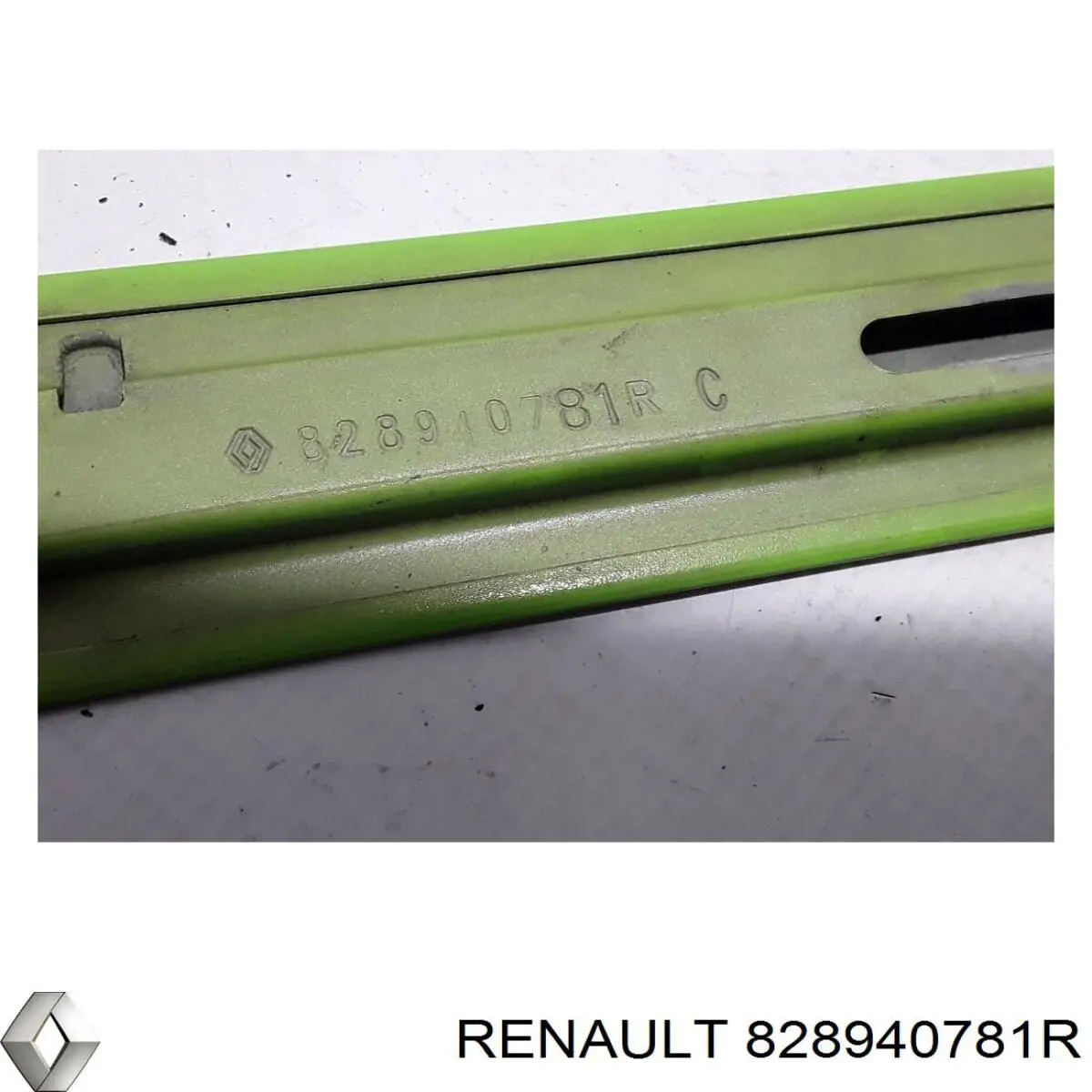 Купити 828940781R Renault (RVI) 