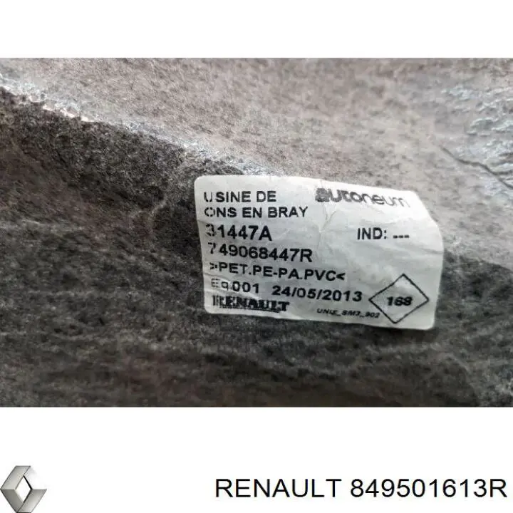 Облицювання багажного відсіку, праве 849501613R Renault (RVI)