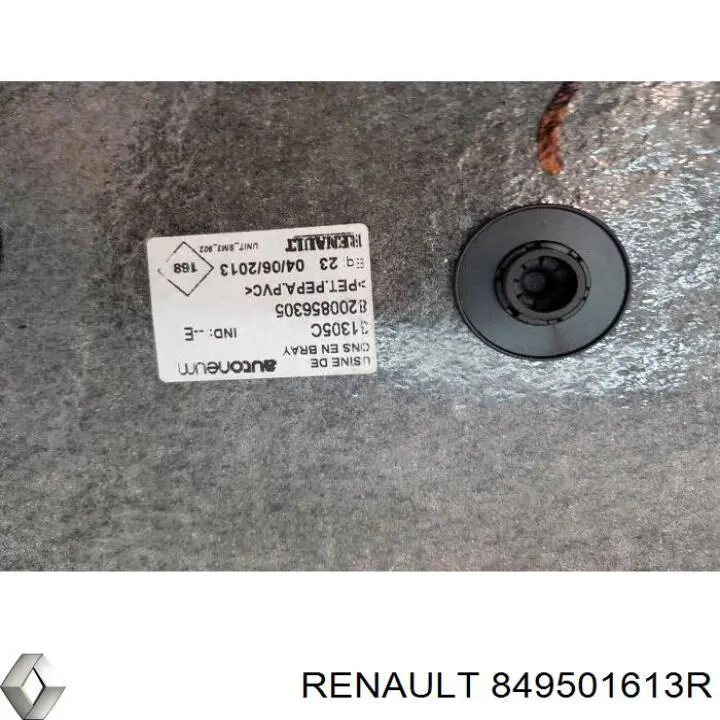 Облицювання багажного відсіку, праве Renault (RVI) 849501613R ціна, від 11.40 USD