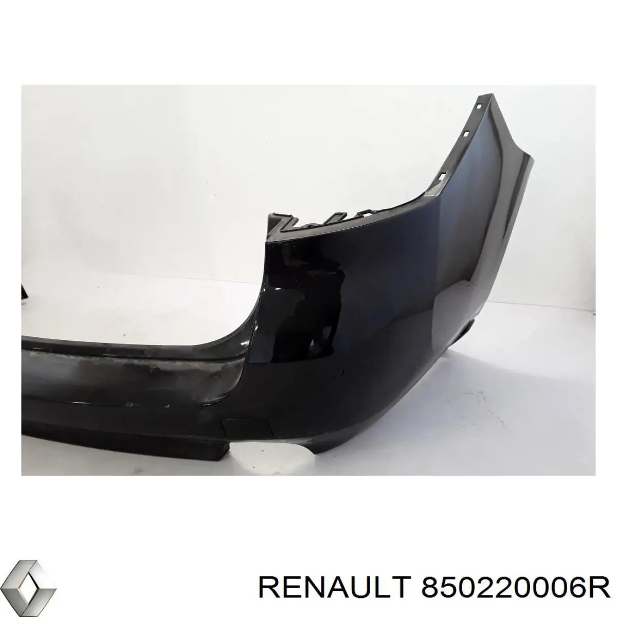 Задній бампер 850220006R Renault (RVI)