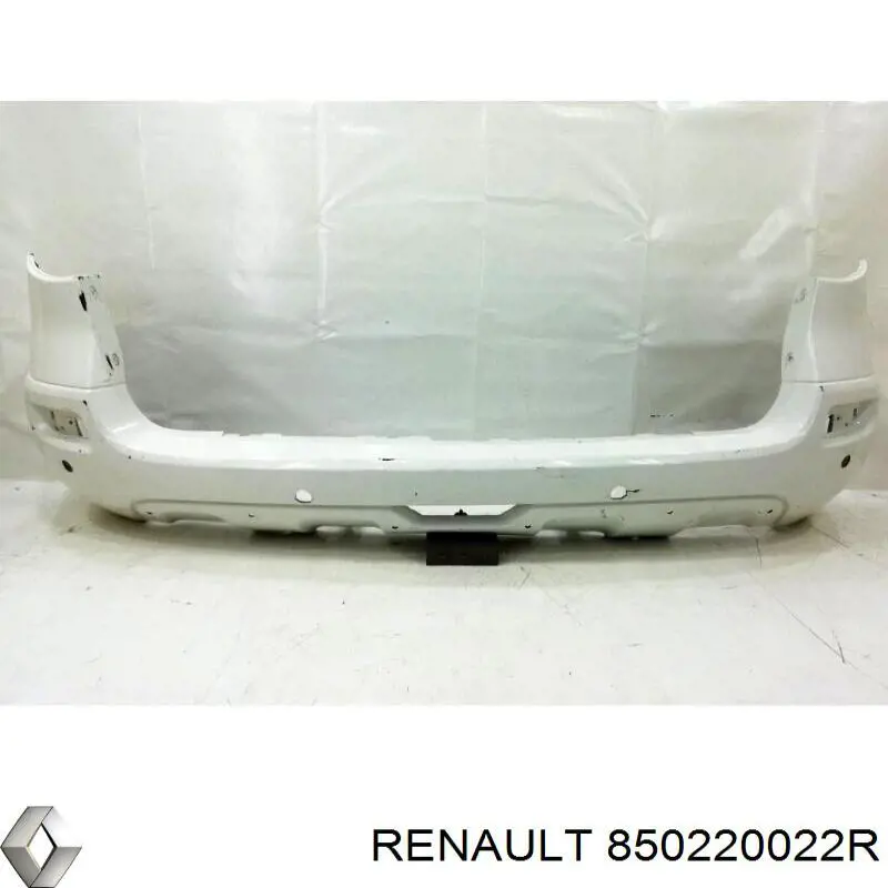 Купити 850220022R Renault (RVI) Задній бампер