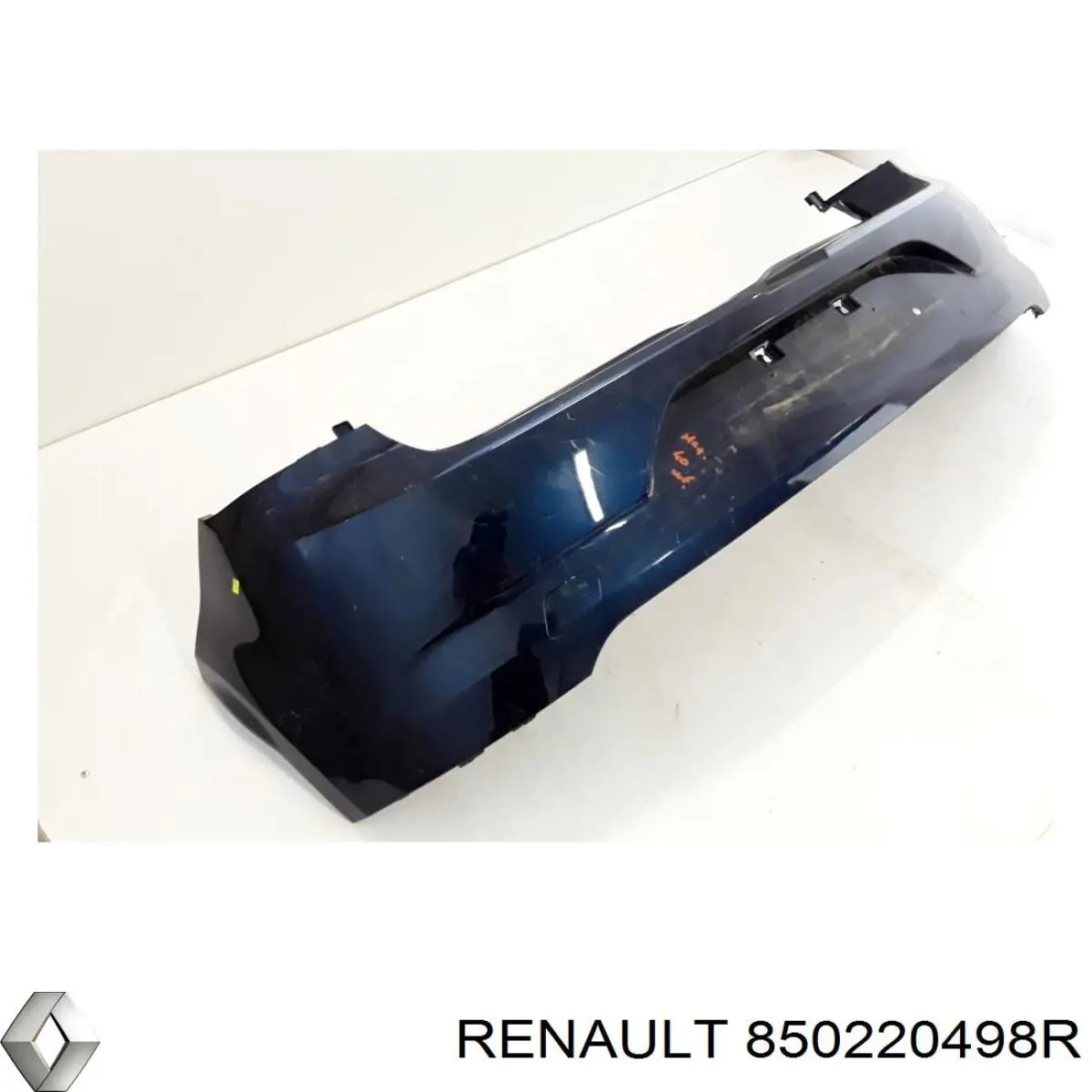 Задній бампер 850220498R Renault (RVI)