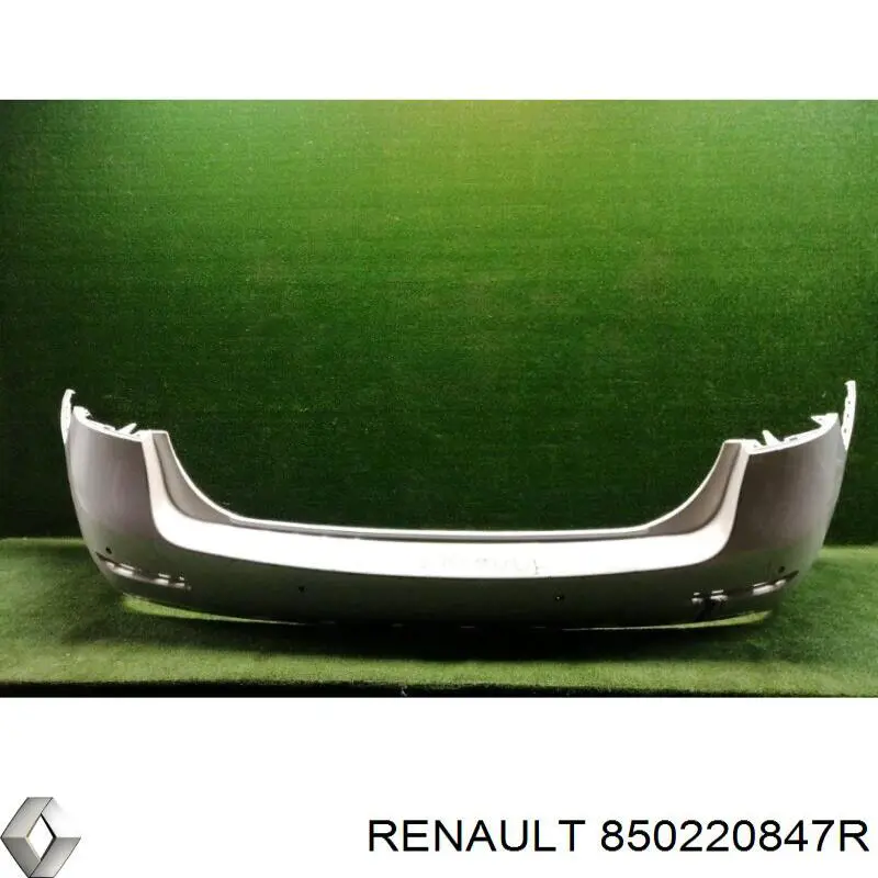 Задній бампер 850220847R Renault (RVI)