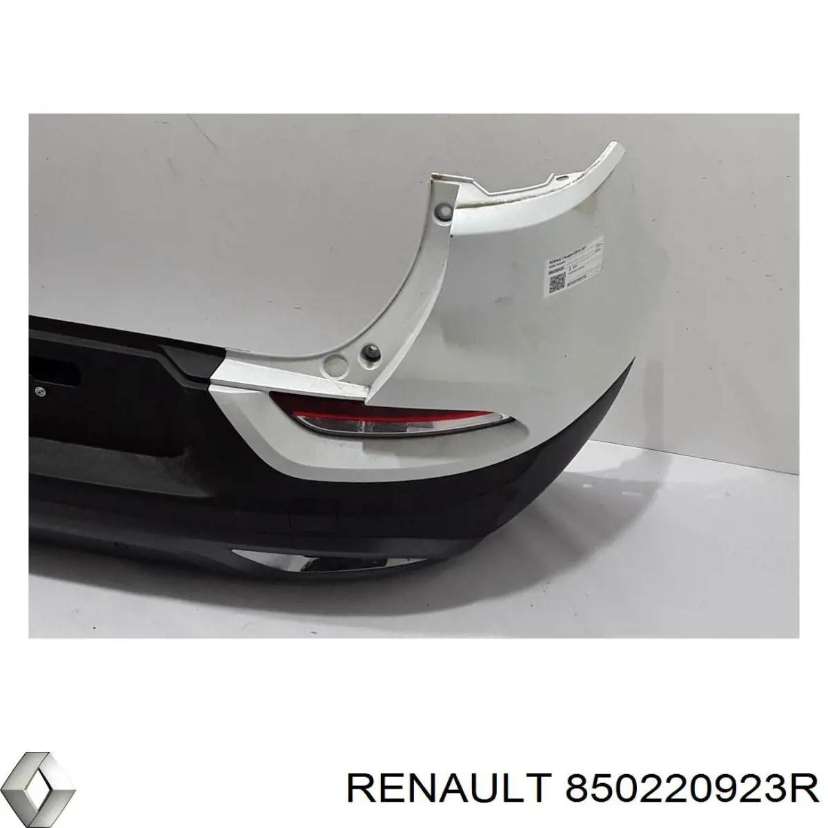 Купити 850220923R Renault (RVI) Задній бампер