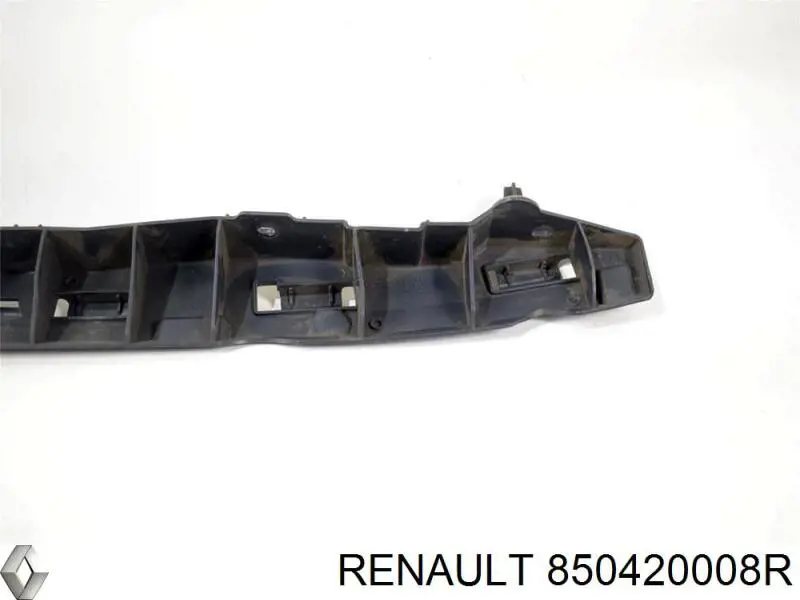 Кронштейн бампера заднього, центральний Renault Megane 3 (KZ0) (Рено Меган)