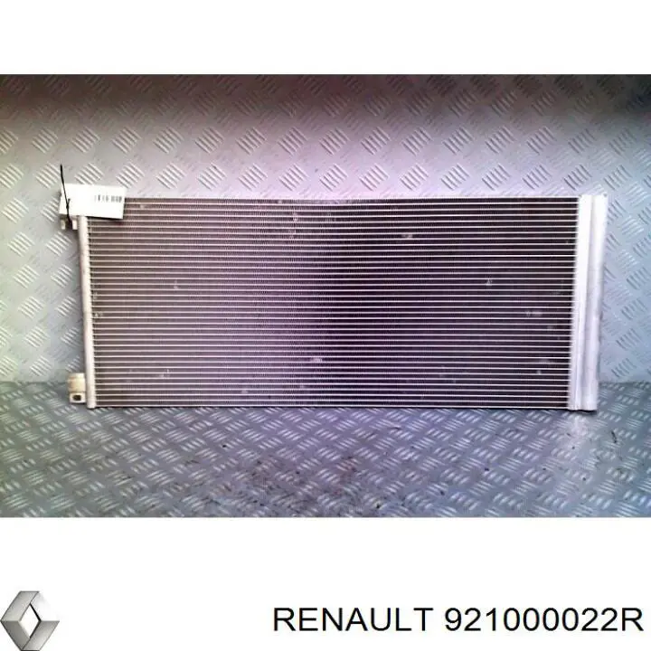921000022R Renault (RVI) Конденсатор
