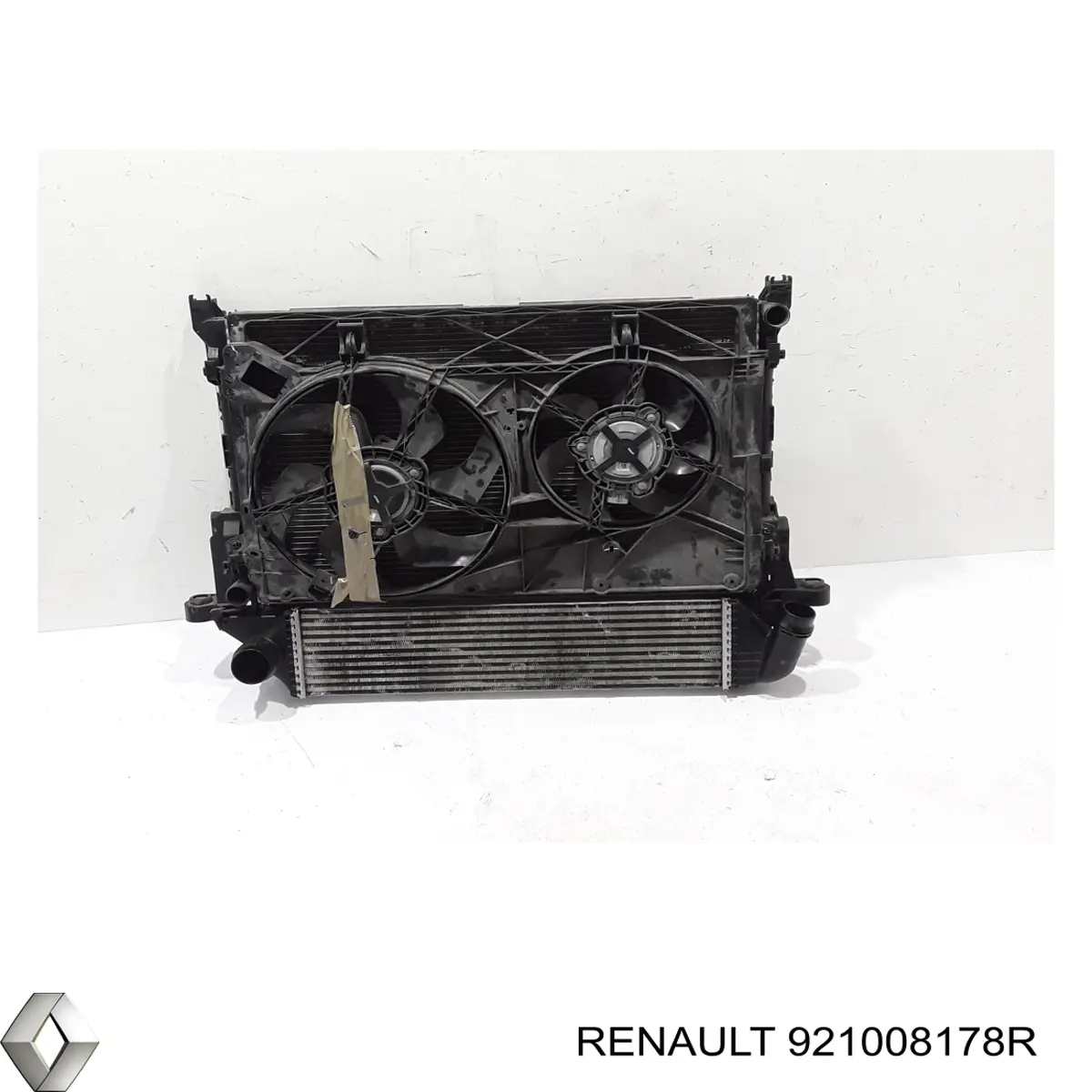 921008178R Renault (RVI) Конденсатор