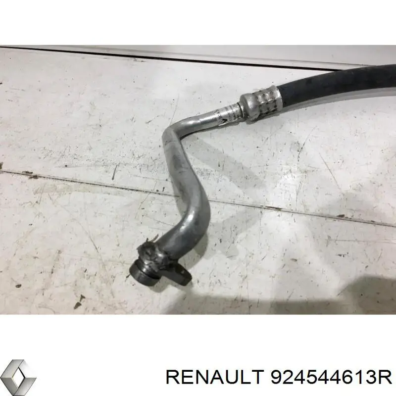 924544613R Renault (RVI) Шланг кондиціонера, від заднього випарювача до компресора