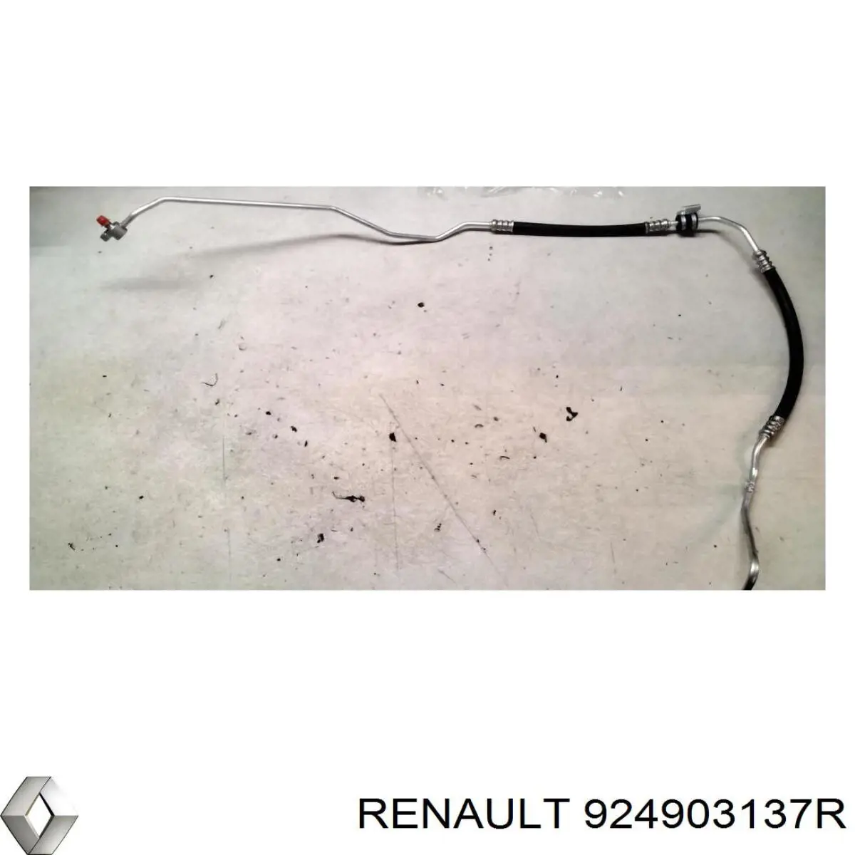 Шланг кондиціонера, від осушувача до випарника Renault (RVI) 924903137R