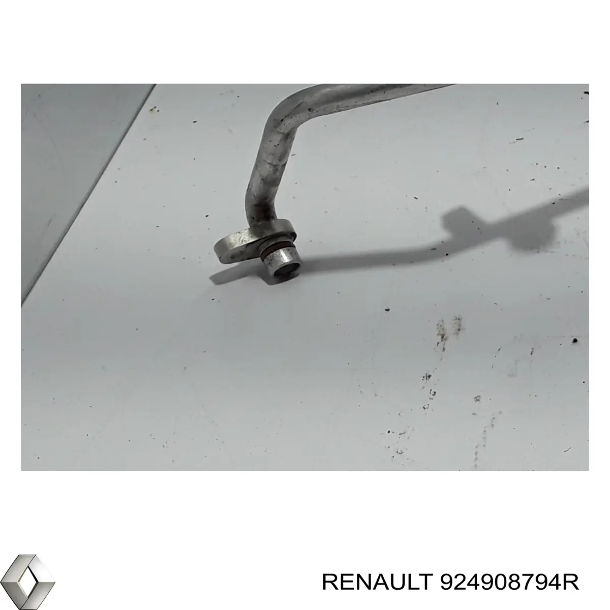 Купити 924900186R Renault (RVI) Шланг кондиціонера, від компресора до радіатора