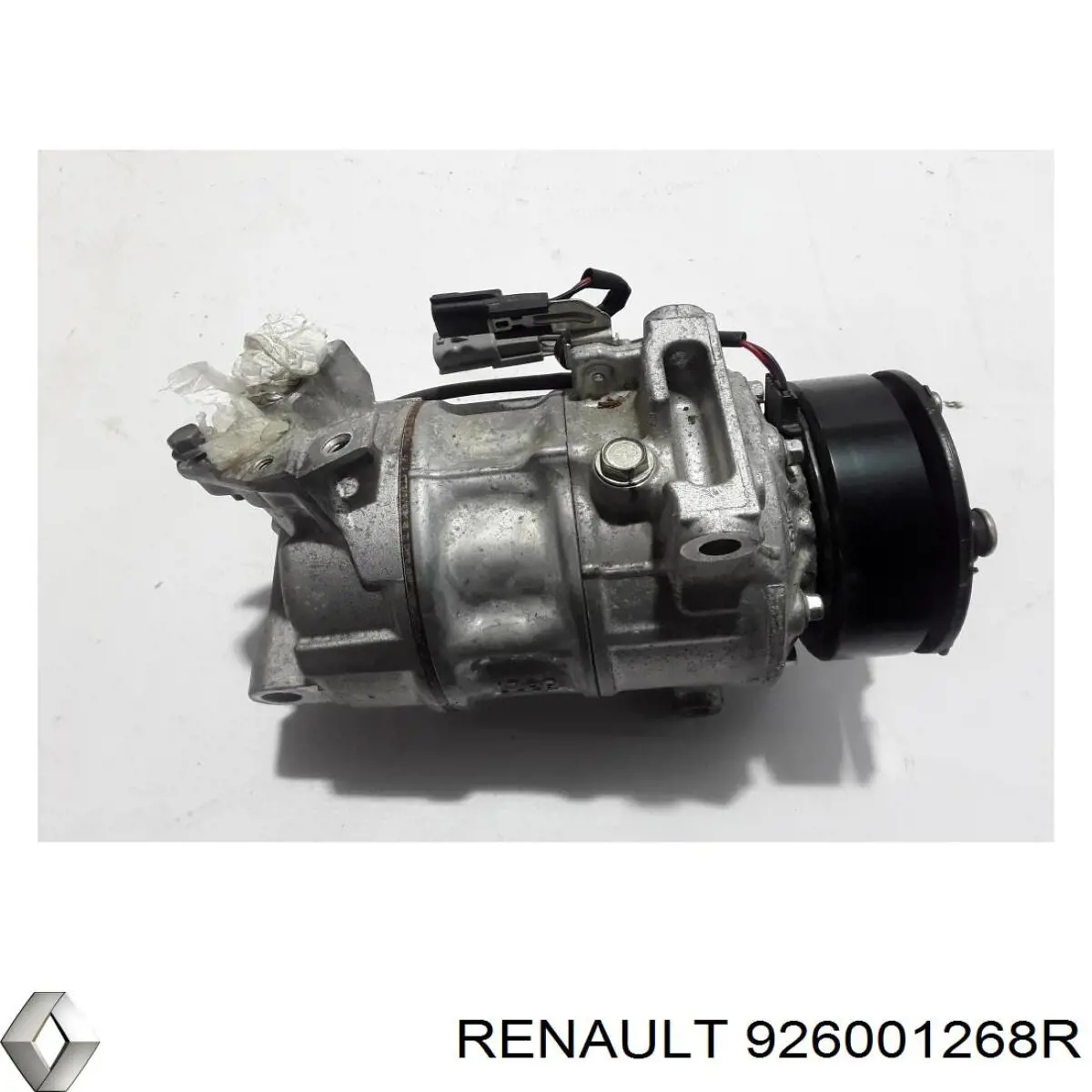 Компресор кондиціонера 926006UB1A Nissan/Infiniti