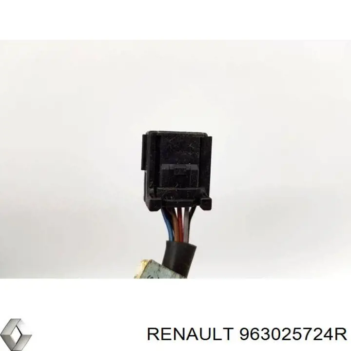 Дзеркало праве 963025724R Renault (RVI)