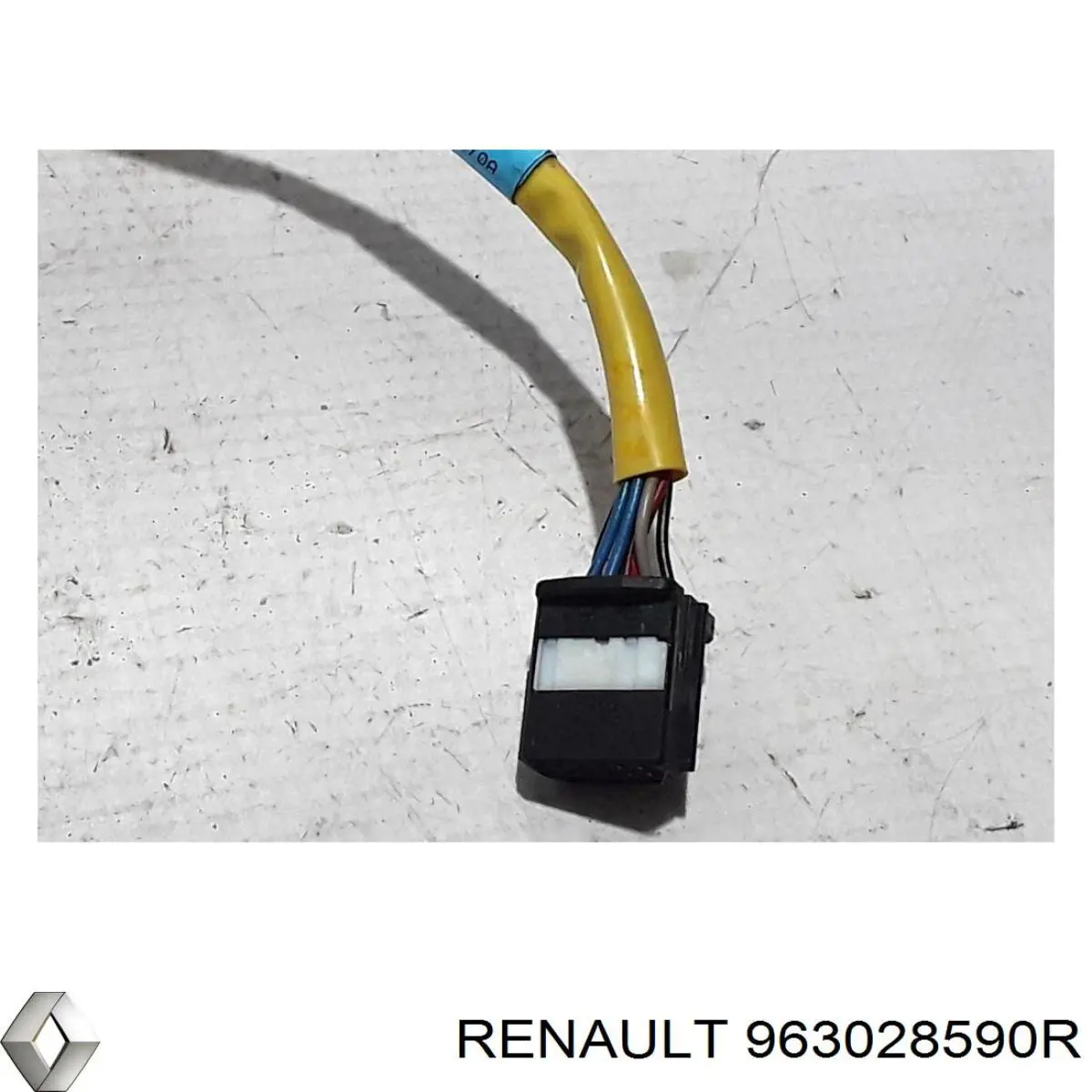 Купити 963028590R Renault (RVI) Корпус дзеркала заднього виду, правий