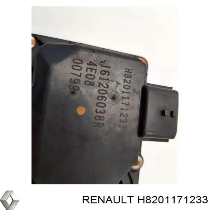 Купити H8201171233 Renault (RVI) Дросільна заслінка