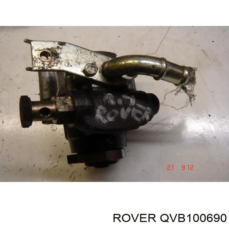 Насос ГУР QVB100690 Rover
